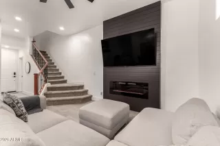 Photo #6: 6977843 Listing 