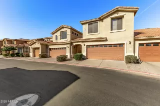 Photo #5: 6977911 Listing