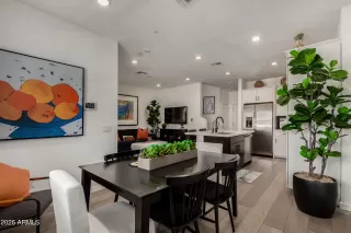 Primary Photo for MLS#: 6978556