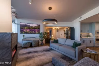 Photo #4: 6978592 Listing 