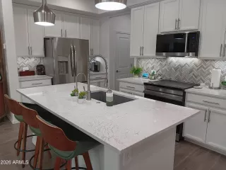 Photo #6: 6978619 Listing 