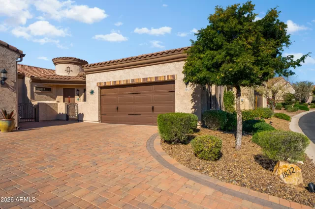 MLS: 6978641 Condo For Sale