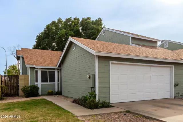 MLS: 6978652 Condo For Sale