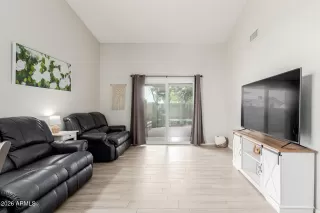 Photo #6: 6978652 Listing 