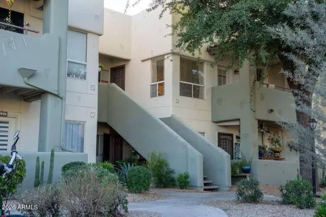 MLS: 6978666 Condo For Sale