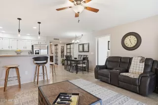 Photo #5: 6979315 Listing 