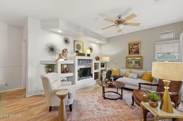 MLS: 6979374 Condo For Sale