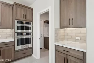 Photo #3: 6979681 Listing 