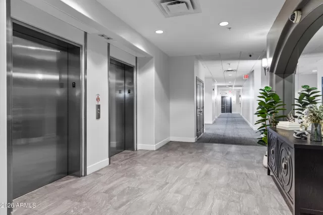 MLS: 6979697 Condo For Sale