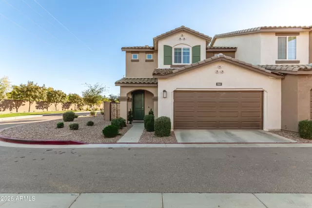 MLS: 6979949 Condo For Sale