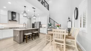 Photo #3: 6979952 Listing 