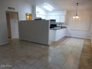 Photo #6: 6979982 Listing 