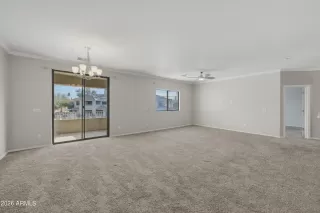 Photo #2: 6980229 Listing 