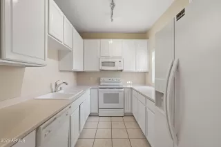 Photo #1: 6980289 Listing 