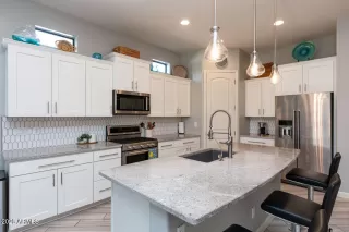 Photo #4: 6980470 Listing 