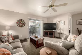 Photo #5: 6980830 Listing 