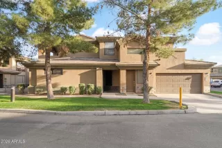 Photo #2: 6980856 Listing