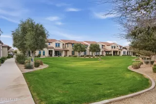 Photo #2: 6981080 Listing 