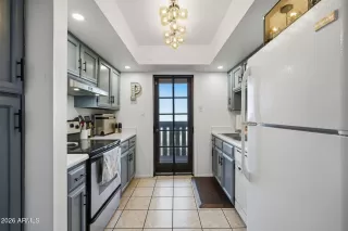 Photo #3: 6981210 Listing 