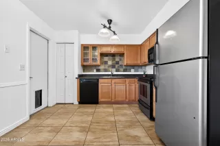 Photo #5: 6981312 Listing 