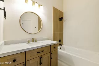 Photo #2: 6981403 Listing 