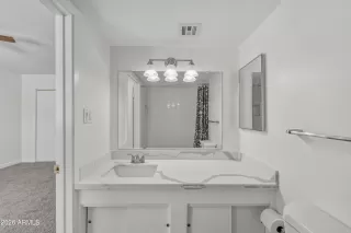 Photo #5: 6981652 Listing 