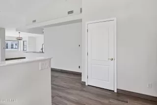 Photo #4: 6981689 Listing 