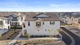 Photo #6: 6981715 Listing 