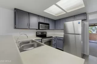 Photo #4: 6981941 Listing 