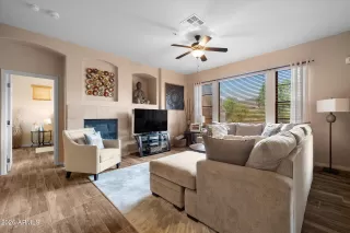 Photo #5: 6982204 Listing 