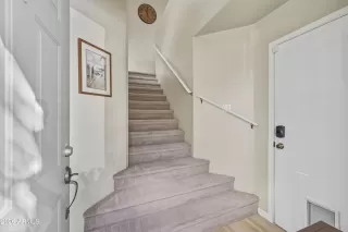 Photo #4: 6982385 Listing 