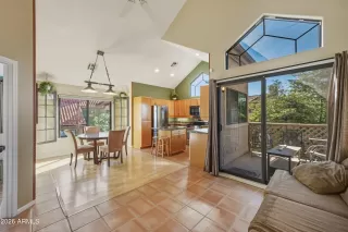 Photo #5: 6982385 Listing 