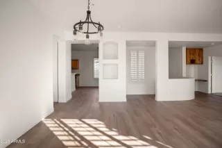 Photo #6: 6982466 Listing 