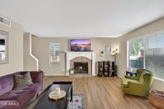 Photo #5: 6983050 Listing 