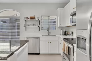 Photo #4: 6983138 Listing