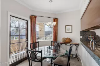 Photo #4: 6983166 Listing 