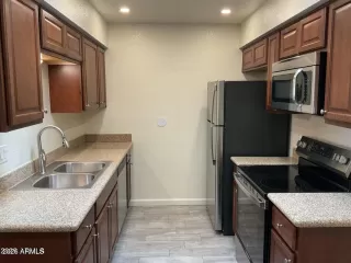 Photo #2: 6983307 Listing 