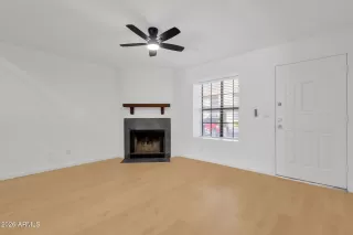 Photo #6: 6983328 Listing 