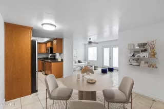 Photo #3: 6983426 Listing 