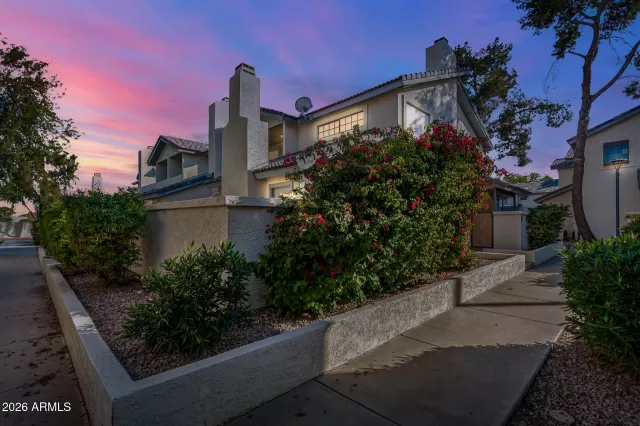 MLS: 6983441 Condo For Sale