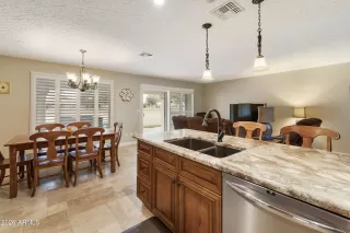 Photo #4: 6983663 Listing 