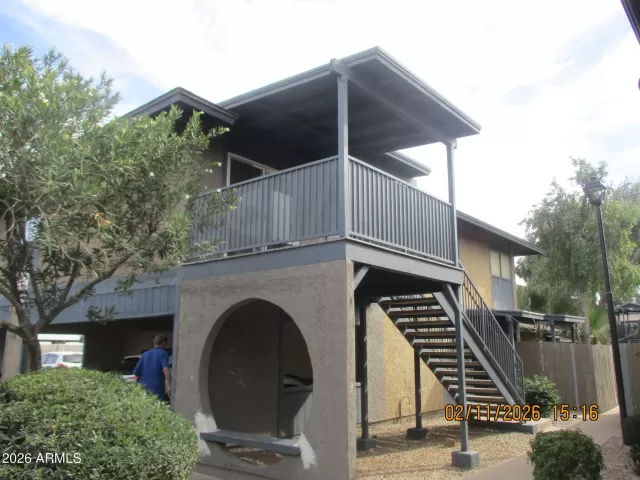 MLS: 6983738 Condo For Sale