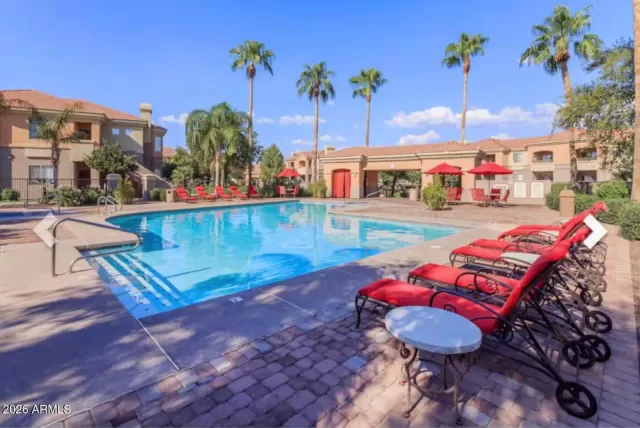 MLS: 6983808 Condo For Sale