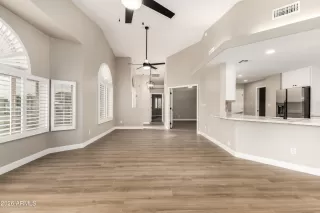 Photo #4: 6983861 Listing 