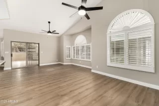 Photo #5: 6983861 Listing 