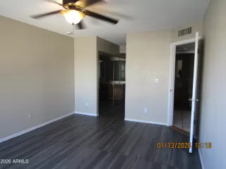 Photo #6: 6983878 Listing 