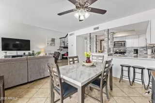 Photo #6: 6984002 Listing 