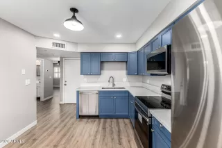 Photo #4: 6984056 Listing 