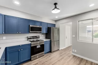 Photo #5: 6984056 Listing 