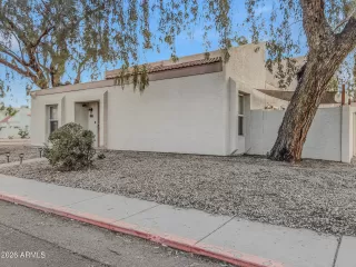 Photo #2: 6984143 Listing 